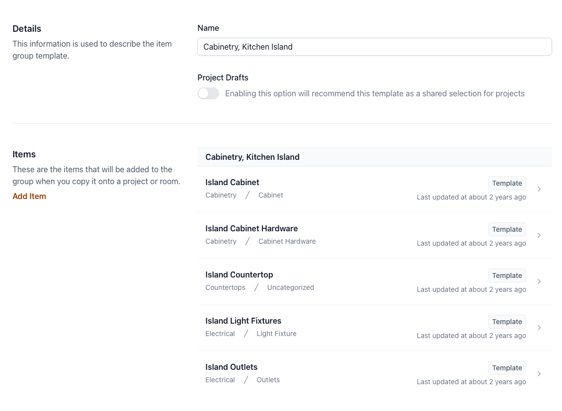 Project setup screen showing a kitchen template being applied to a room, with the items list pre-populated below
